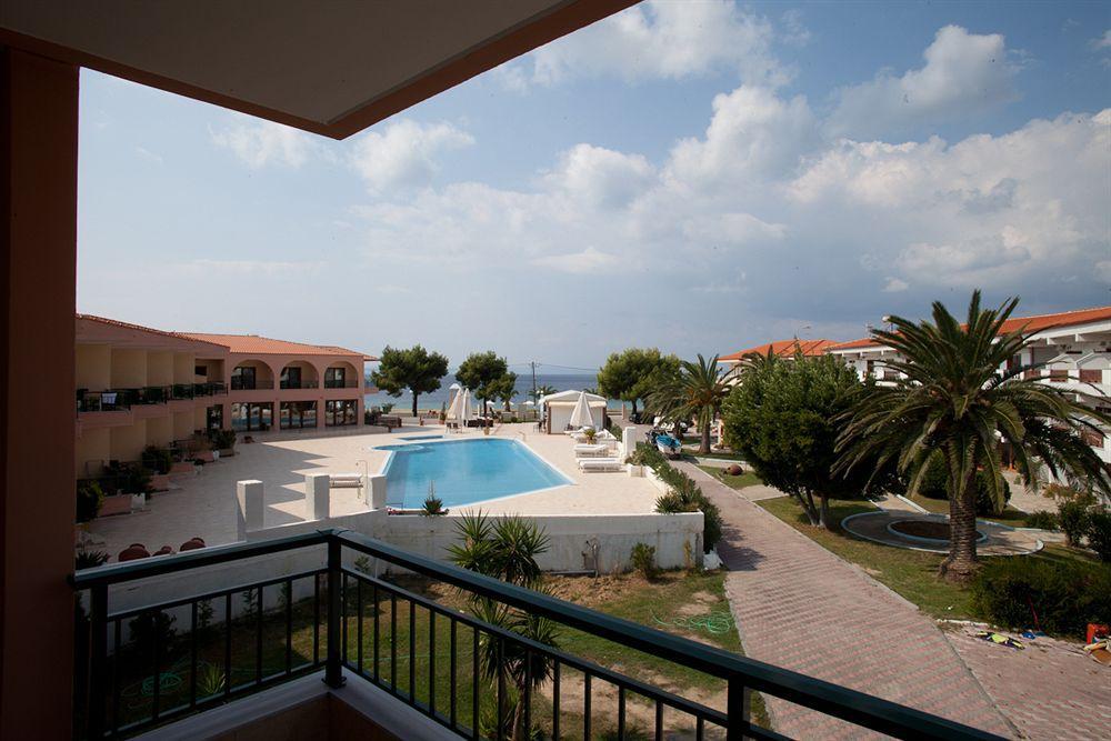 Toroni Blue Sea Hotel Exterior foto